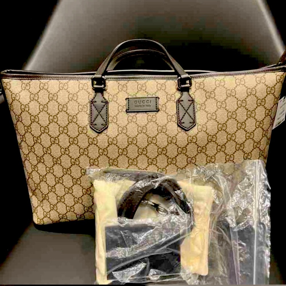 Vintage Gucci totes bag with strap
